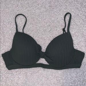 🌺Hunter Green Bikini Top